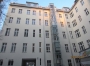 Hof mit neuem Aufzug