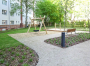 Garten mit Spielplatz