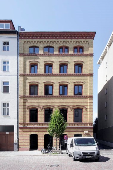 factory - Ansicht von der Rheinsberger Strasse